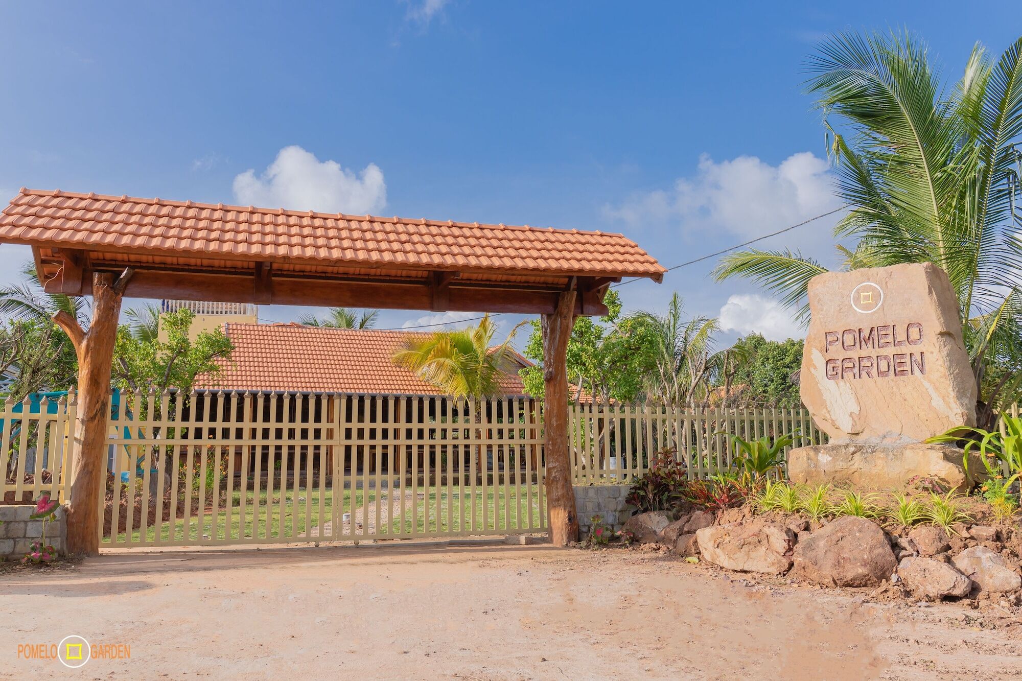 Phu Quoc Pomelo Gardenアパートメント エクステリア 写真